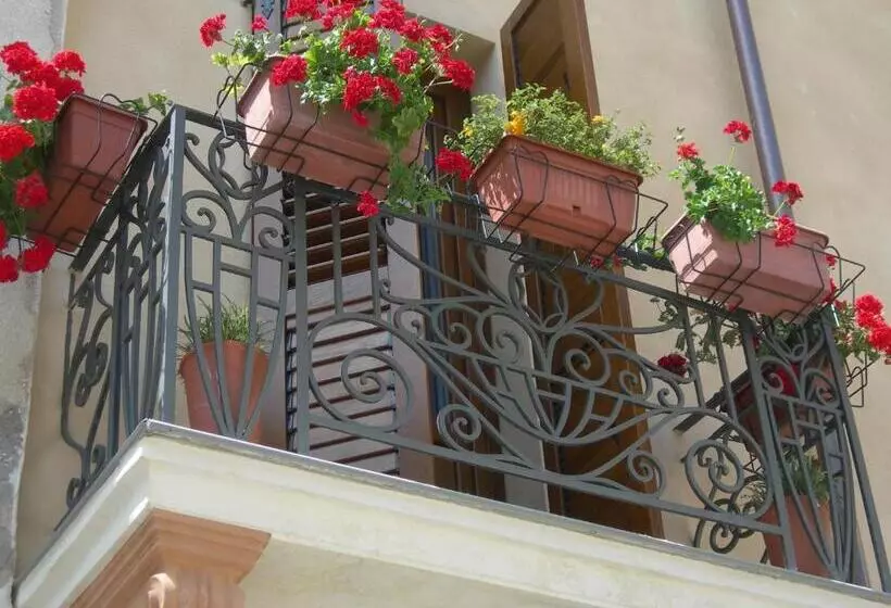 Aamiaismajoitus (B&B) Piazza San Pantaleo