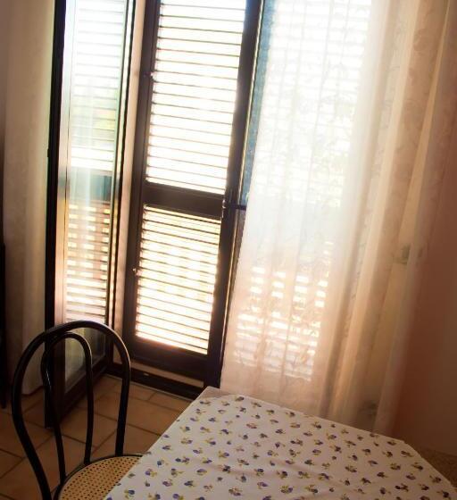 مبيت وإفطار Villa Ruberto