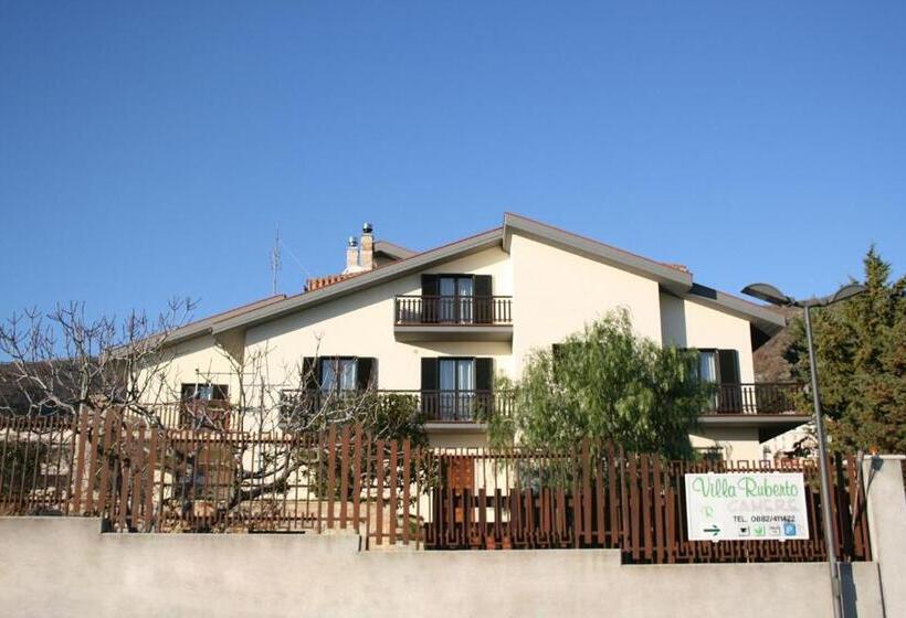 مبيت وإفطار Villa Ruberto