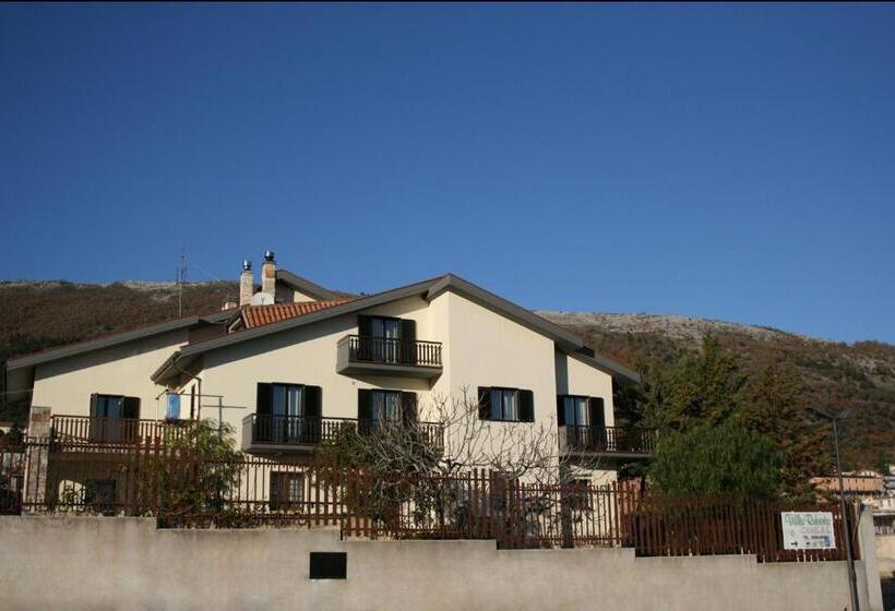 مبيت وإفطار Villa Ruberto