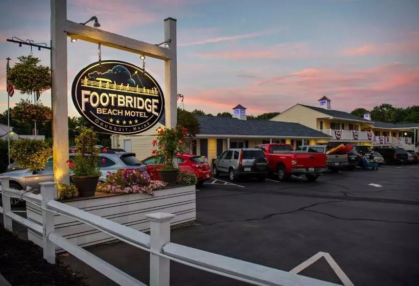 Footbridge Beach Motel