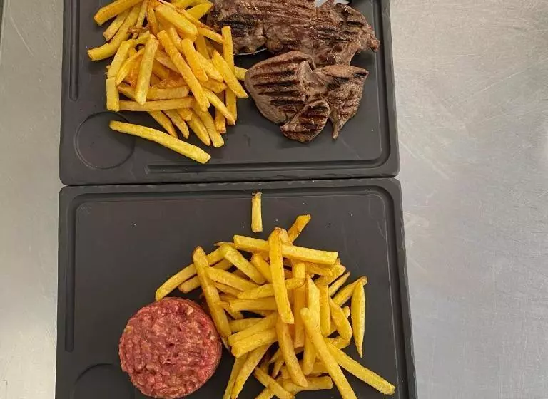 ホテル Hôtel Fleur Des Alpes