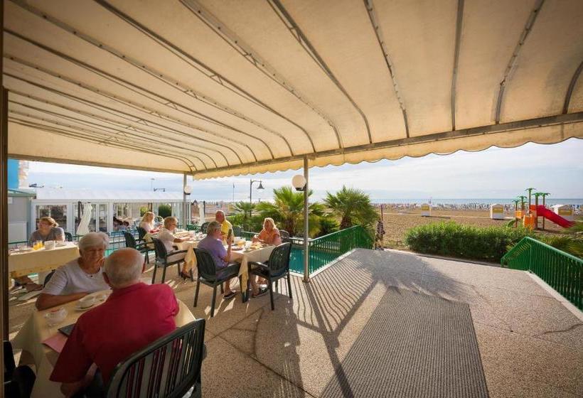 Отель Royal Garnì