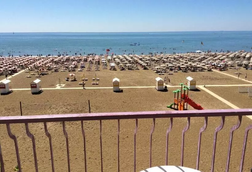 Hotel Royal Garnì