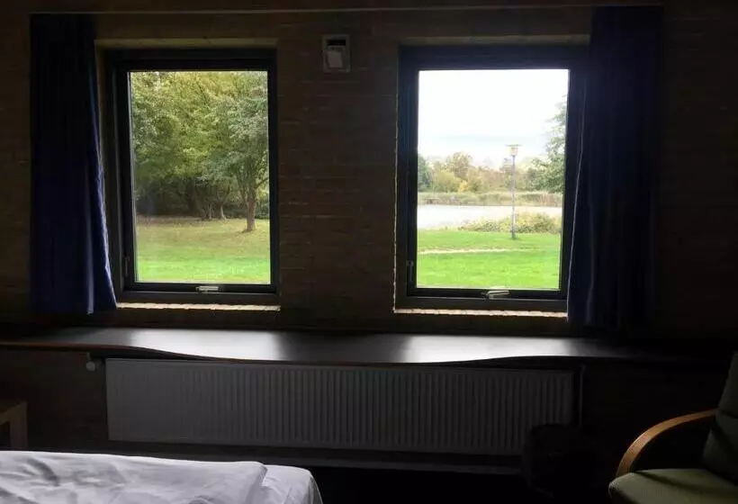 هاستل Korsør Vandrerhjem Svanegården