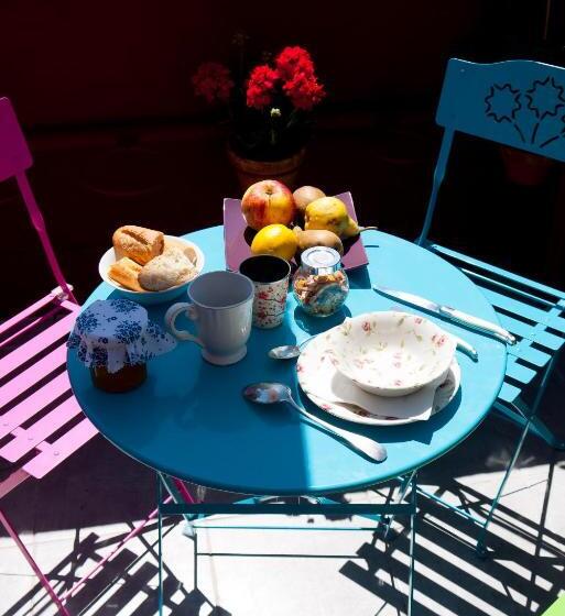 민박 La Maison De Thaïs