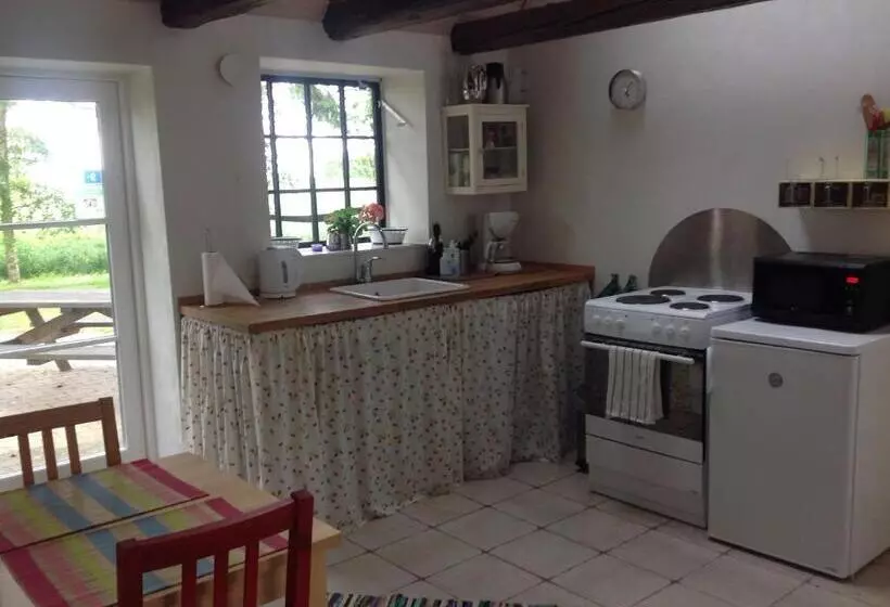 Dyrlev Bed & Breakfast