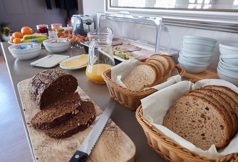 ホテル De Rode Leeuw