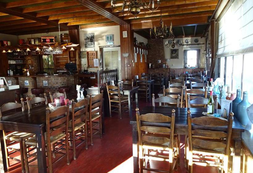 ホテル De Rode Leeuw