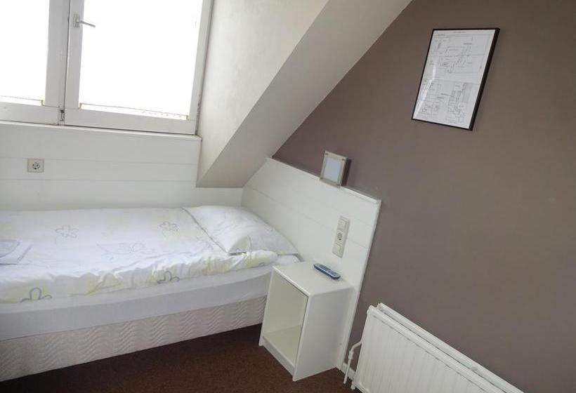 ホテル De Rode Leeuw