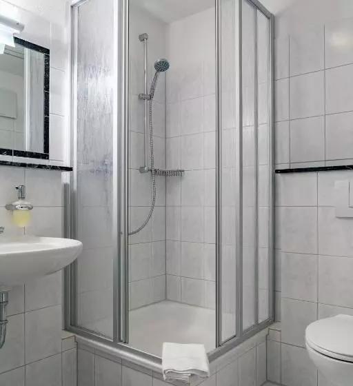 هتل Gästehaus Moser