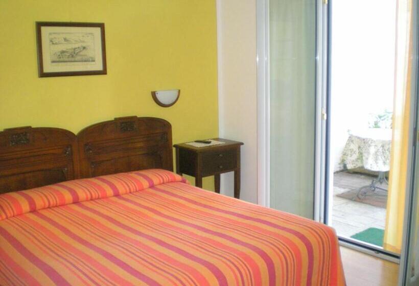 ホテル La Locanda