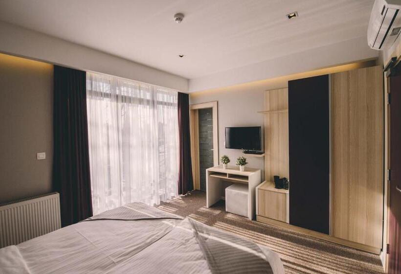 هتل Nova Bentbaša