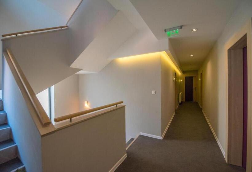 هتل Nova Bentbaša