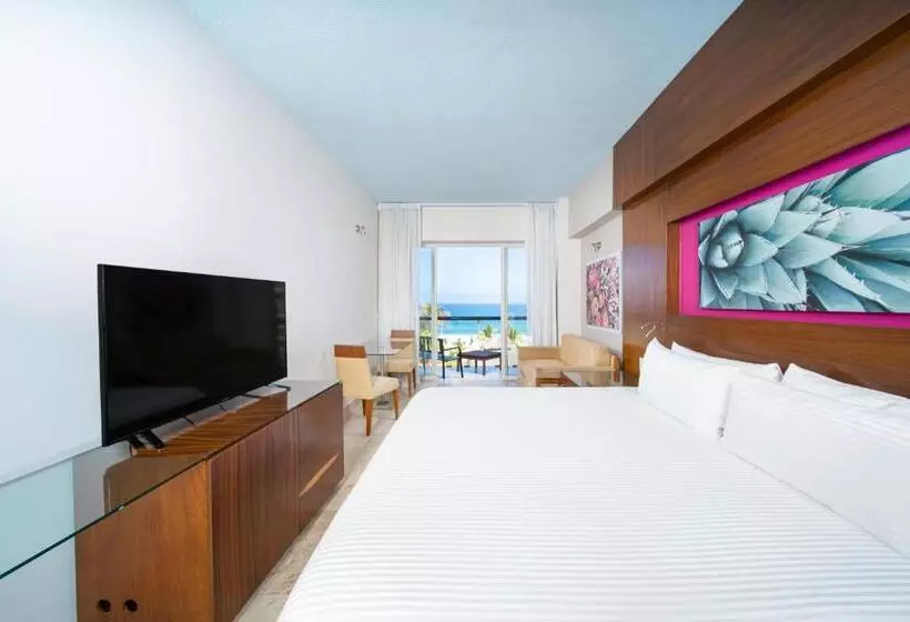 ホテル Altitude By Krystal Grand Los Cabos – All Inclusive