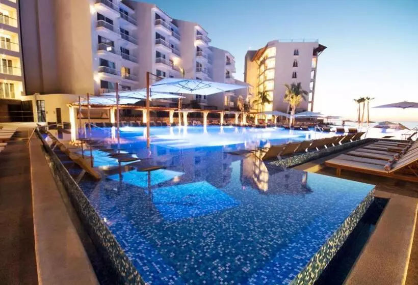 ホテル Altitude By Krystal Grand Los Cabos – All Inclusive
