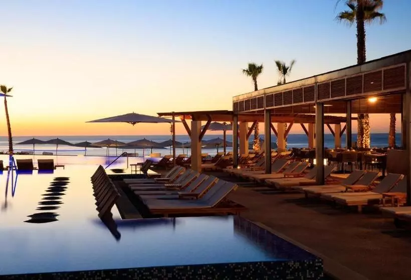 ホテル Altitude By Krystal Grand Los Cabos – All Inclusive