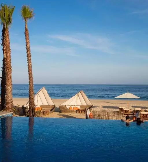 ホテル Altitude By Krystal Grand Los Cabos – All Inclusive