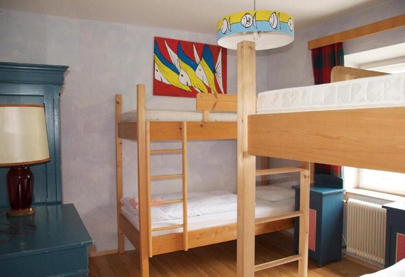 ホテル Schwarzer Adler Sillian