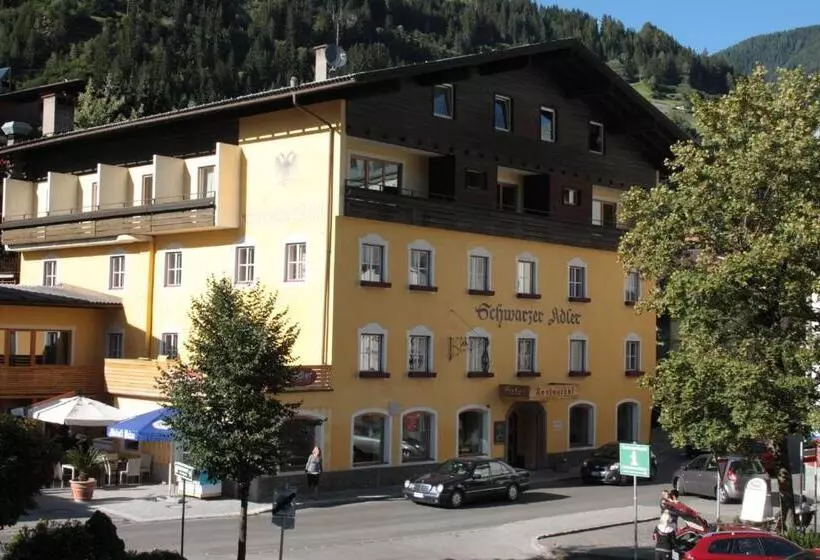 هتل Schwarzer Adler Sillian