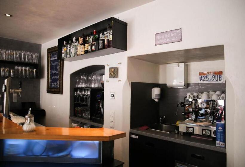 ホテル Schwarzer Adler Sillian