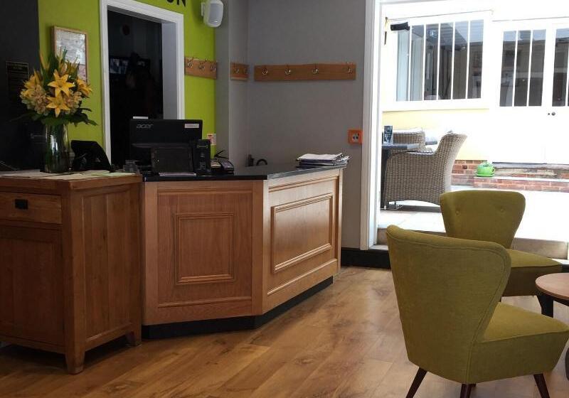 فندق The North Hill