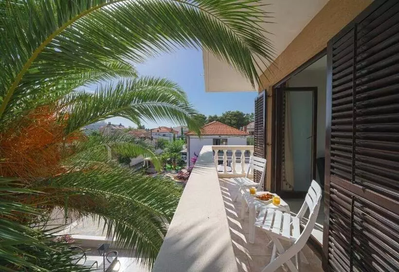 B&b Sidro