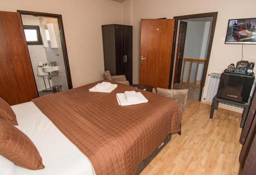 تختخواب و صبحانه Breakfast & Bed Anita