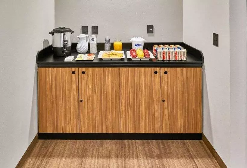 ホテル City Express By Marriott Tampico Altamira