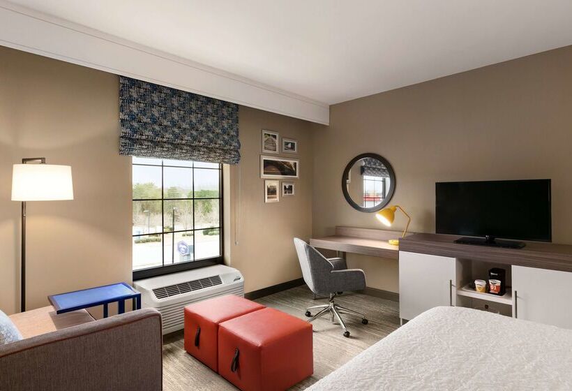 Отель Hampton Inn Kernersville