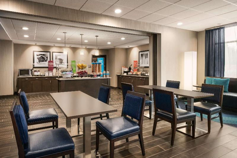 Отель Hampton Inn Kernersville