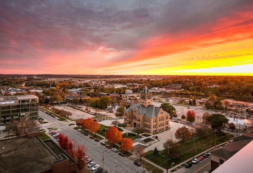 酒店 Hilton Garden Inn Iowa City Downtown University