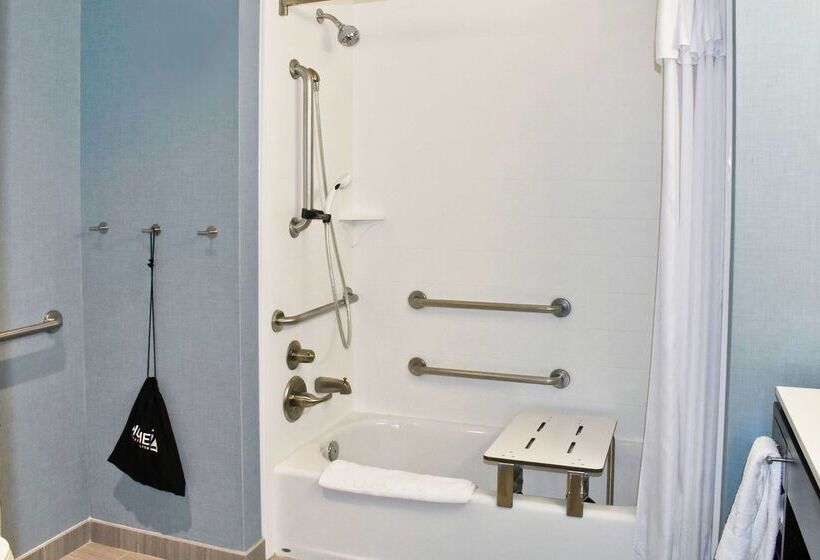 فندق Home2 Suites By Hilton Charles Town