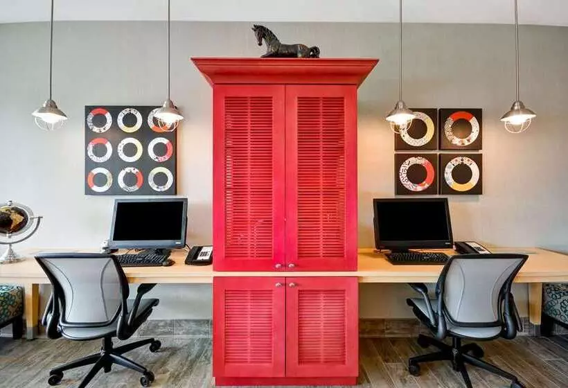 ホテル Home2 Suites By Hilton Charles Town