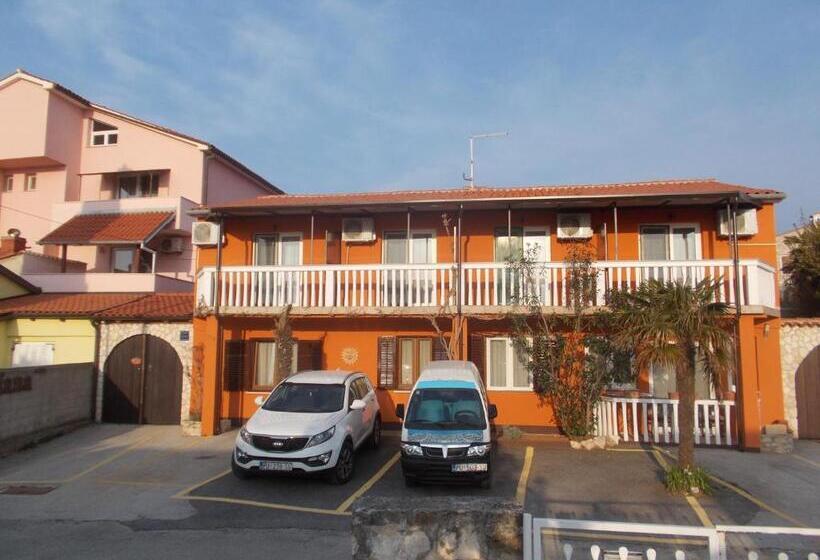 Bed & Breakfast Villa Adriana