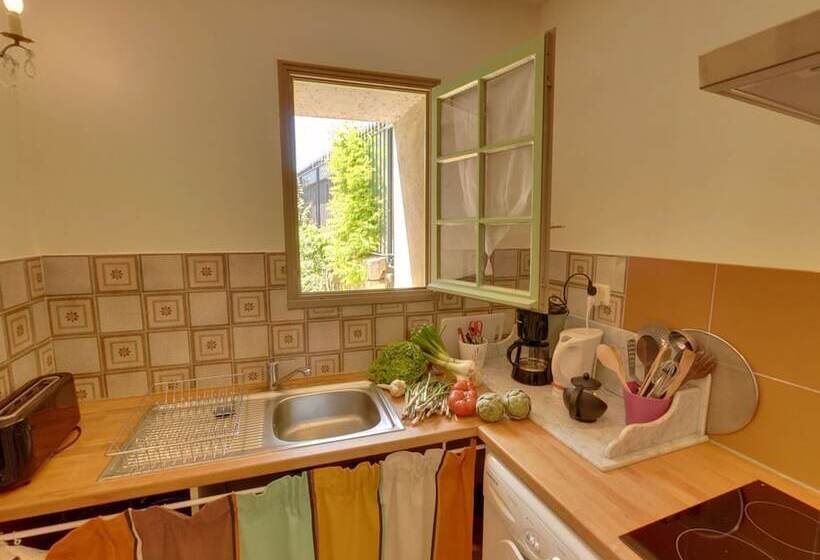 Domaine De Puychêne