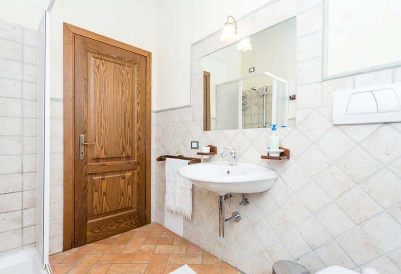 هتل Agriturismo Privato La Casa Del Sole
