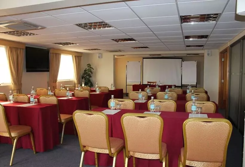 هتل Florencia Suites & Apart