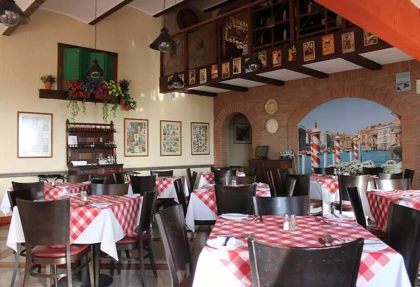 هتل Florencia Suites & Apart