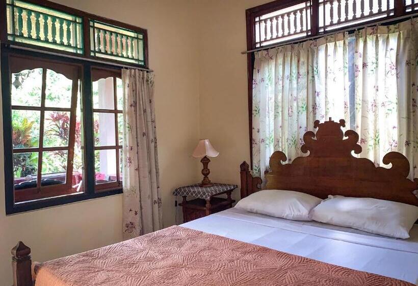 فندق Kajeng Bungalow