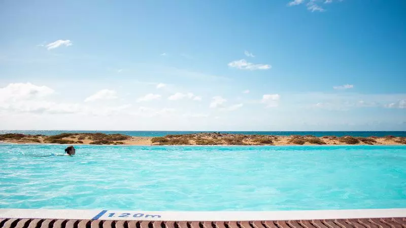 هتل Livvo Budha Beach