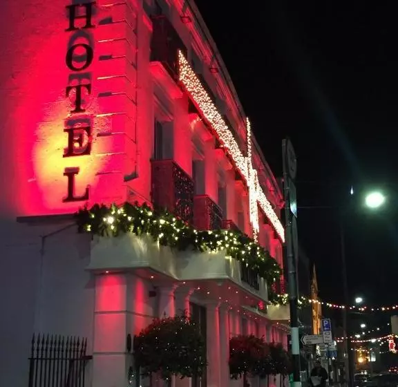 ホテル Longford Arms