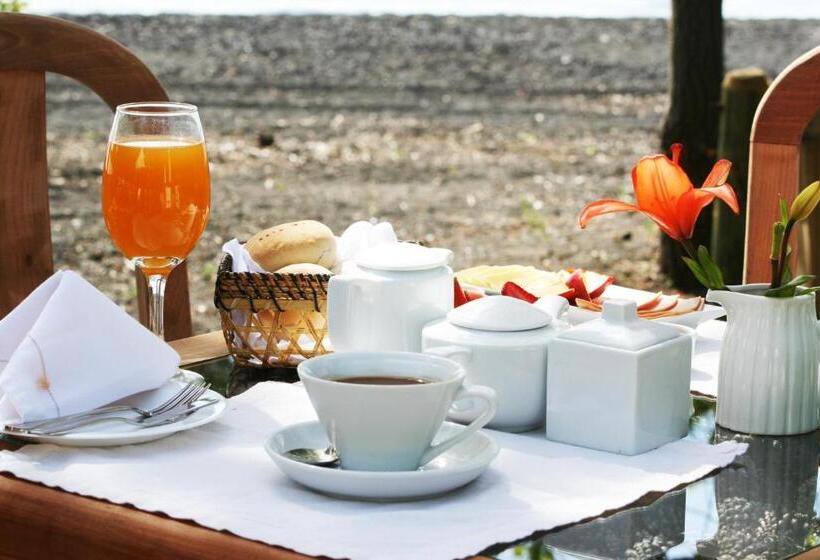 هتل Magma Lodge, Pucon