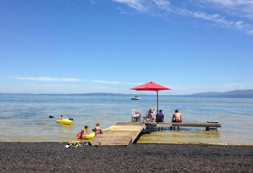 هتل Magma Lodge, Pucon