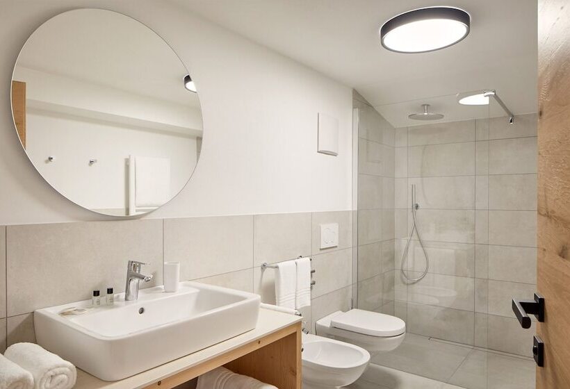 هتل Residence Settsass