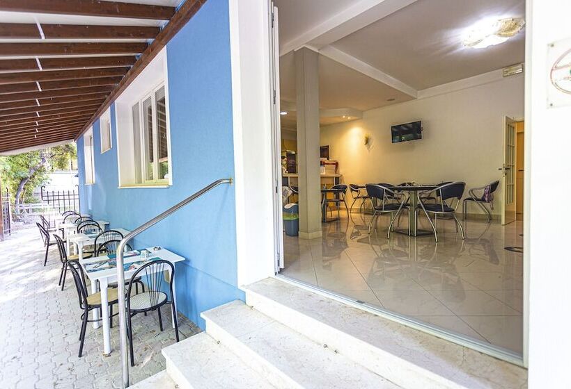 Hotel Rio Beach & Breakfast