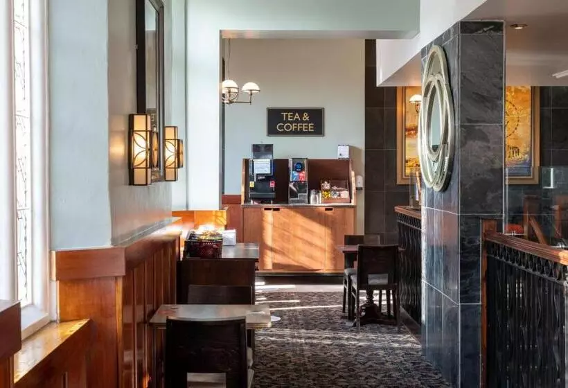 هتل The Kings Head Inn Wetherspoon