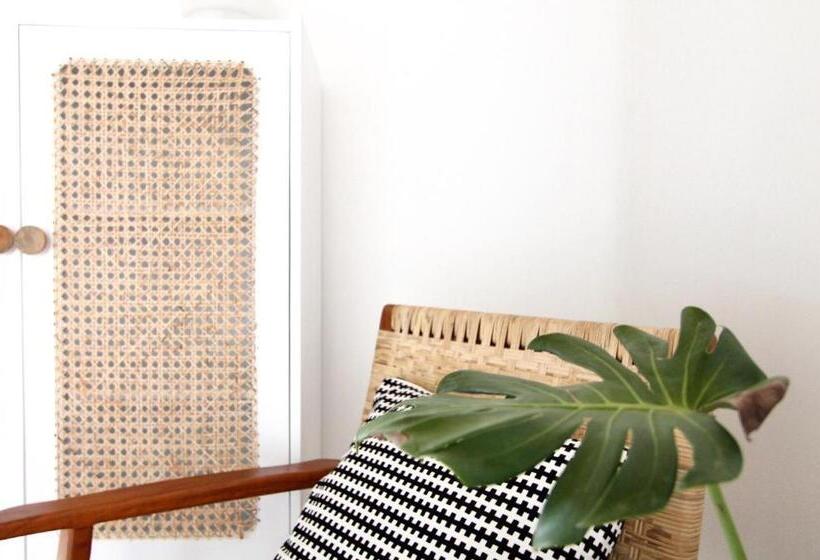 בית מלון כפרי The Rascals Kite Resort