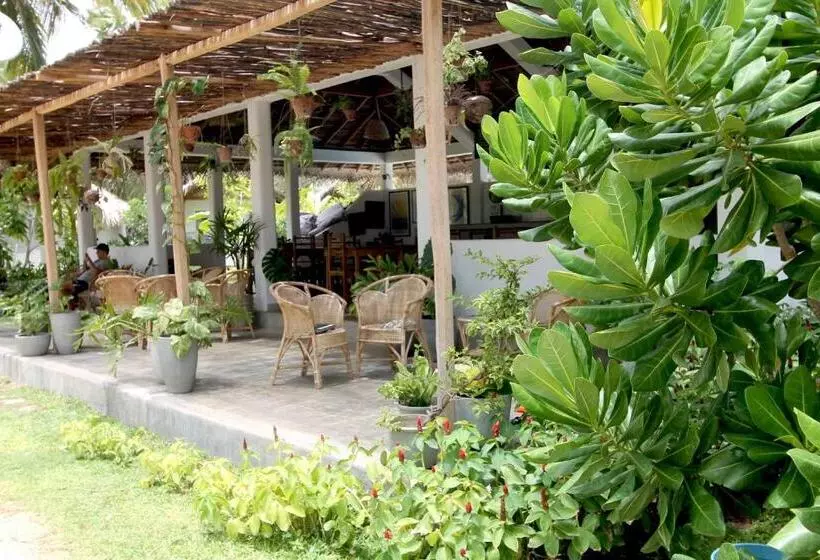 هتل The Rascals Kite Resort