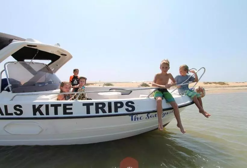 هتل The Rascals Kite Resort